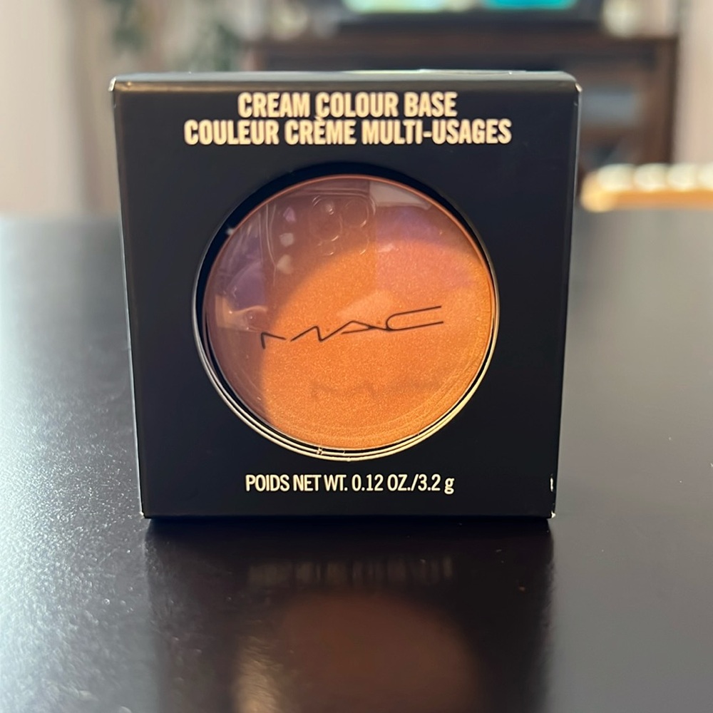 MAC Cream Colour Base Hush